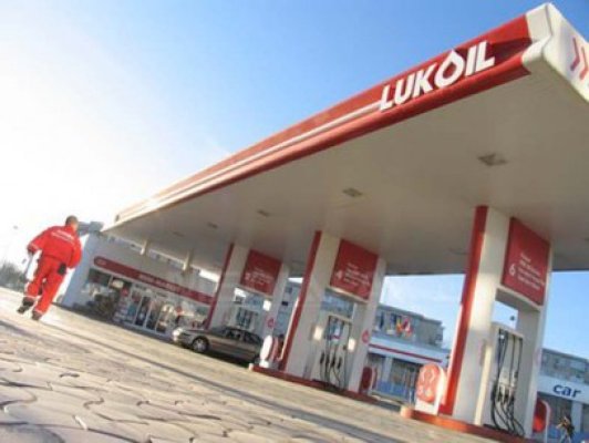 Lukoil se retrage din Cehia, Ungaria şi Slovacia